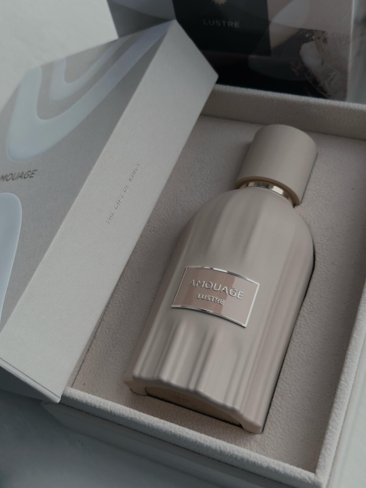 Amouage Lustre Perfume 100ml L - огляд і ціна Perfume Fragrance Details